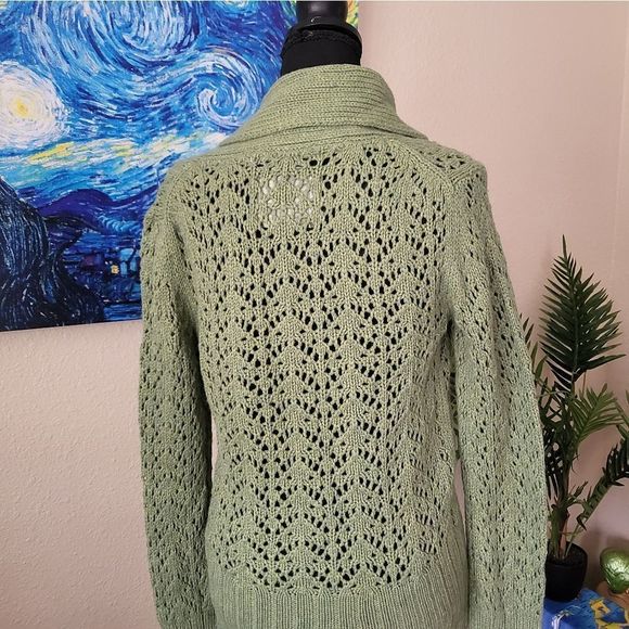 OLD NAVY SWEATER - Picture 4 of 5